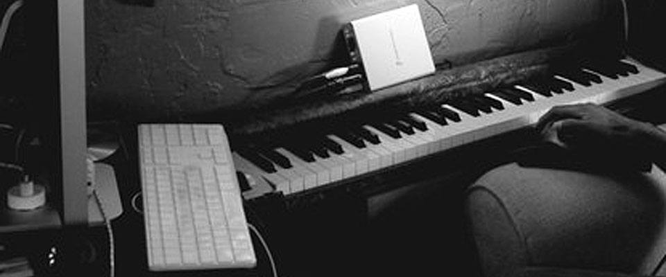 Stro Elliot – Lab Experiments
