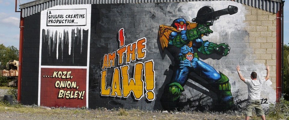 Soulful Creative Pay Tribute to Judge Dredd With Huge Heathrow Mural (U.K.)
