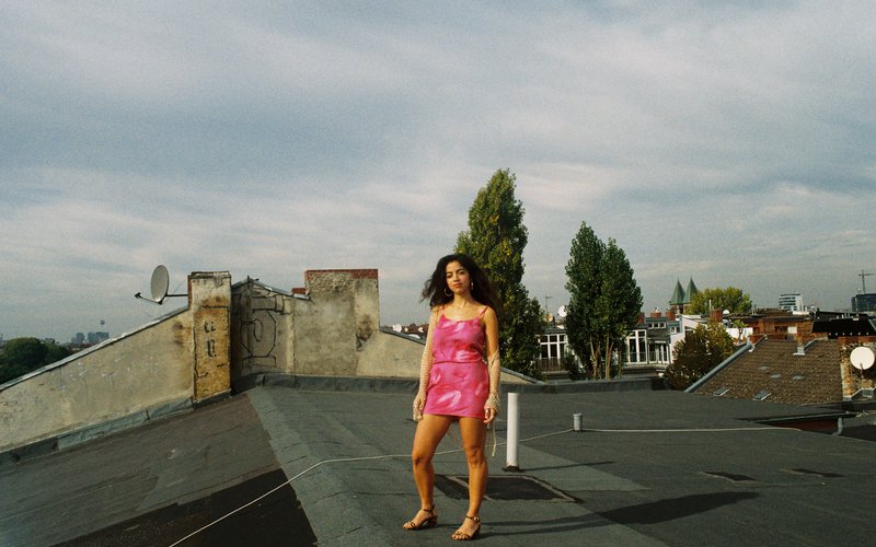 J.Lamotta shares sensual visuals for her single “Can’t Refuse”