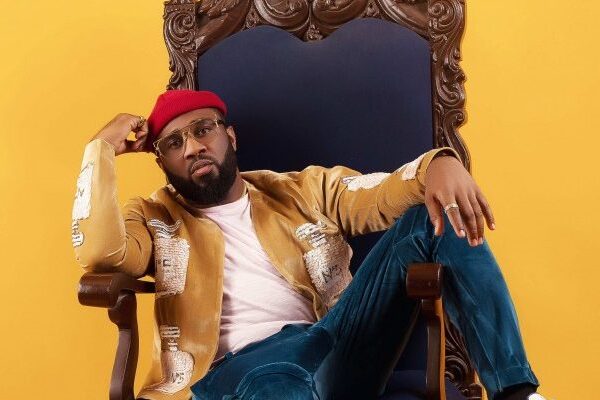 Nigerian R&B star PRAIZ Releases ‘To The Moon’ EP