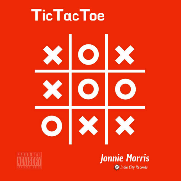 Jonnie Morris plays a game of “Tic Tac Toe”