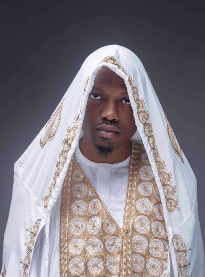 Vector share visuals for “Clowns” (featuring Ladipoe) [Video]
